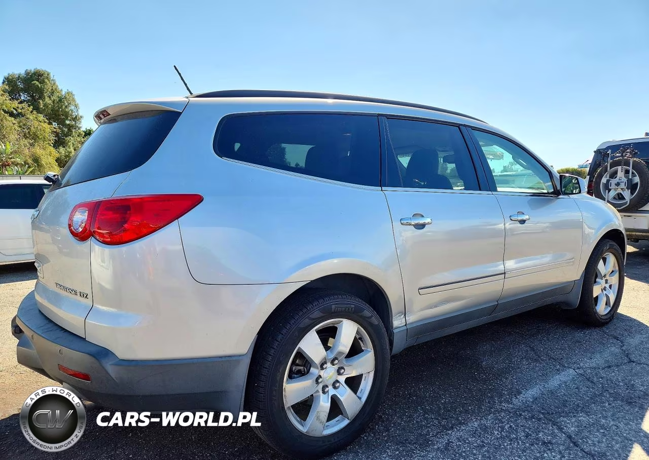 2011 Chevrolet Traverse Ltz VIN:1GNKRLED9BJ335189 - 3