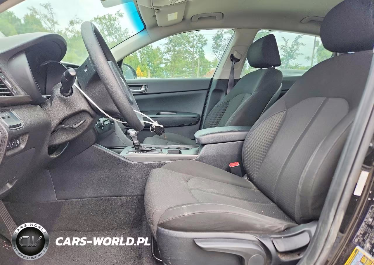 2017 Kia Optima Lx VIN:KNAGT4L32H5141702 - 7