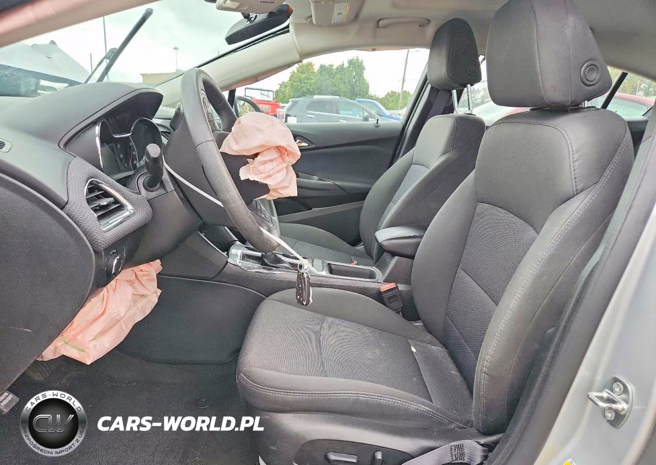 2017 Chevrolet Cruze Lt VIN:1G1BE5SM5H7161303 - 7