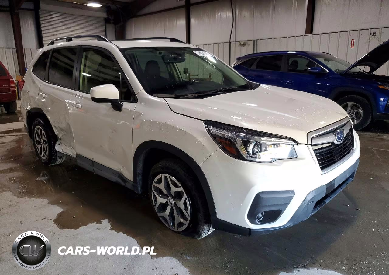 2020 Subaru Forester Premium VIN:JF2SKAGC1LH609565 - 4