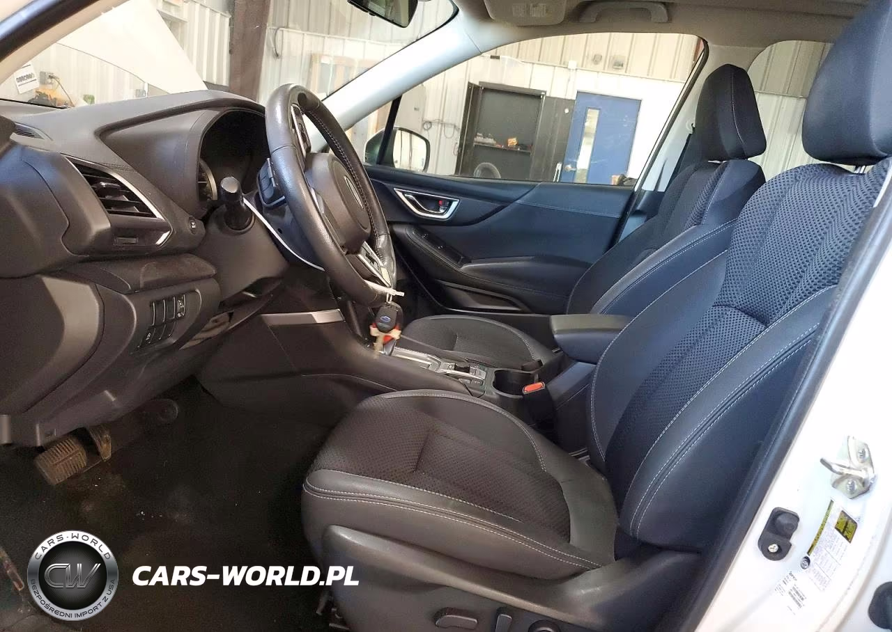 2020 Subaru Forester Premium VIN:JF2SKAGC1LH609565 - 7