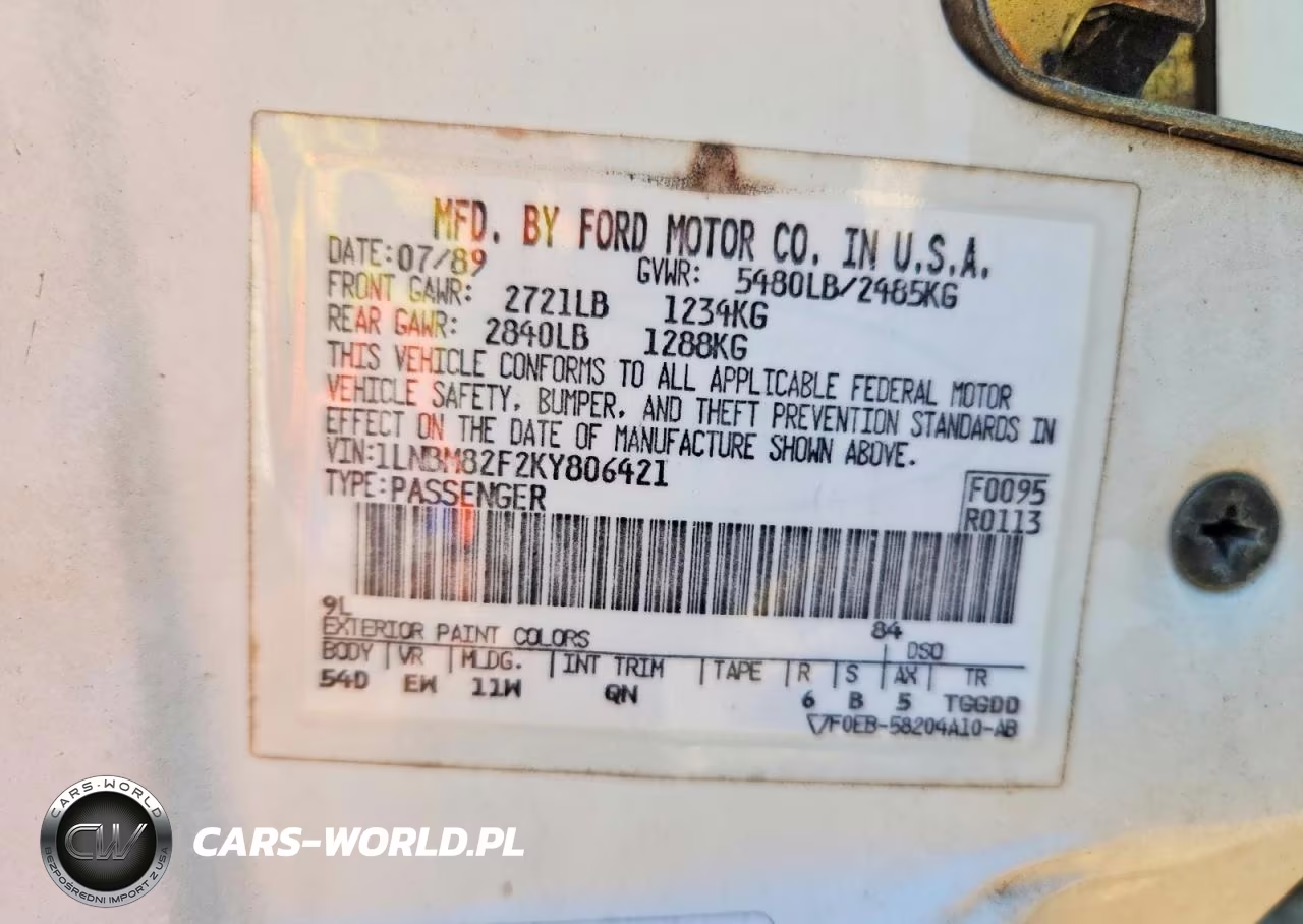 1989 Lincoln Town Car Signature VIN:1LNBM82F2KY806421 - 12