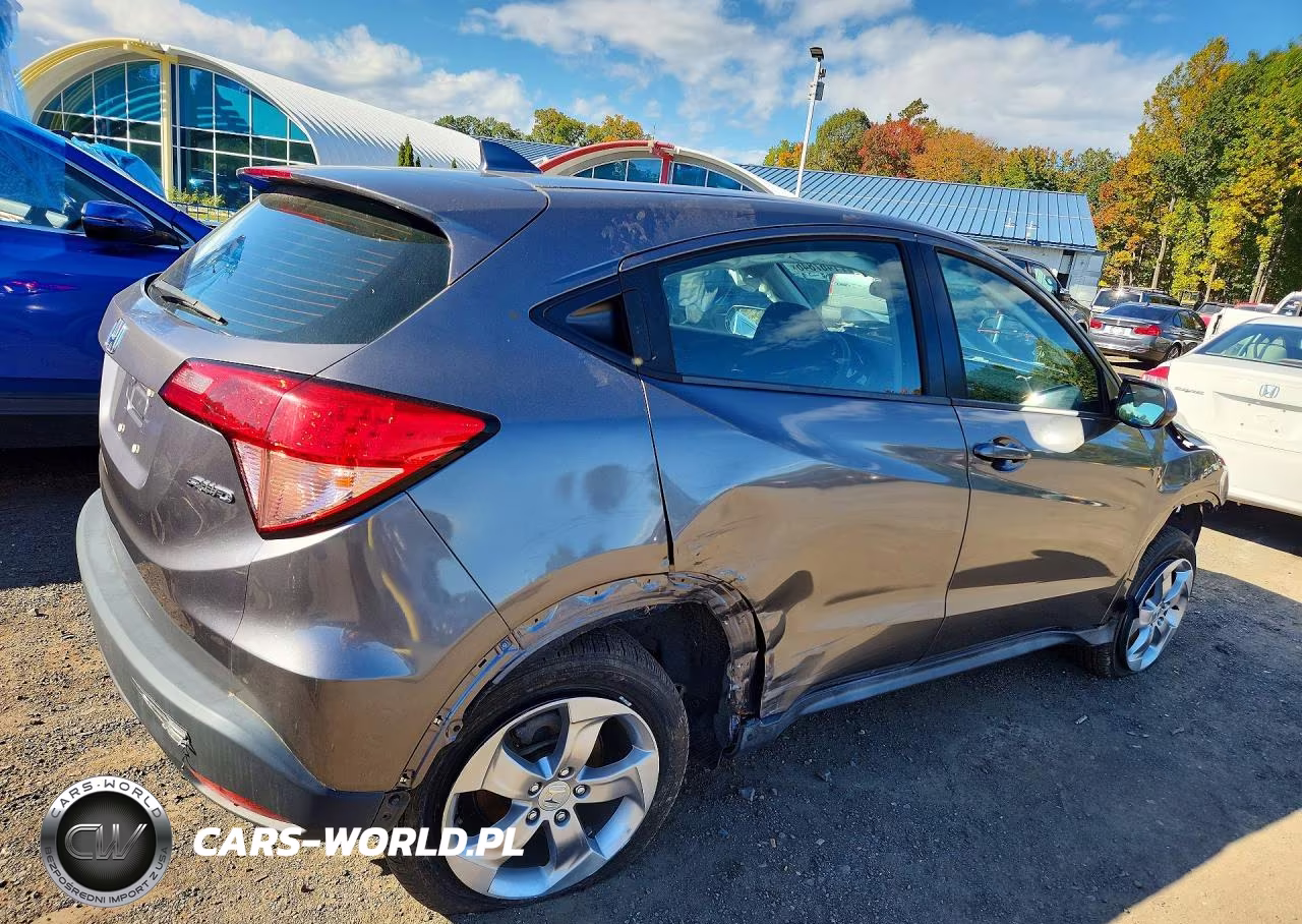 2018 Honda Hr-V Lx VIN:3CZRU6H34JM710685 - 3