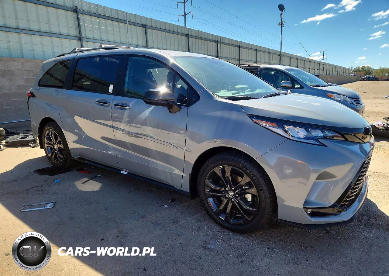 2026 Toyota Sienna Xse VIN:5TDXRKEC4TS340692 - 4