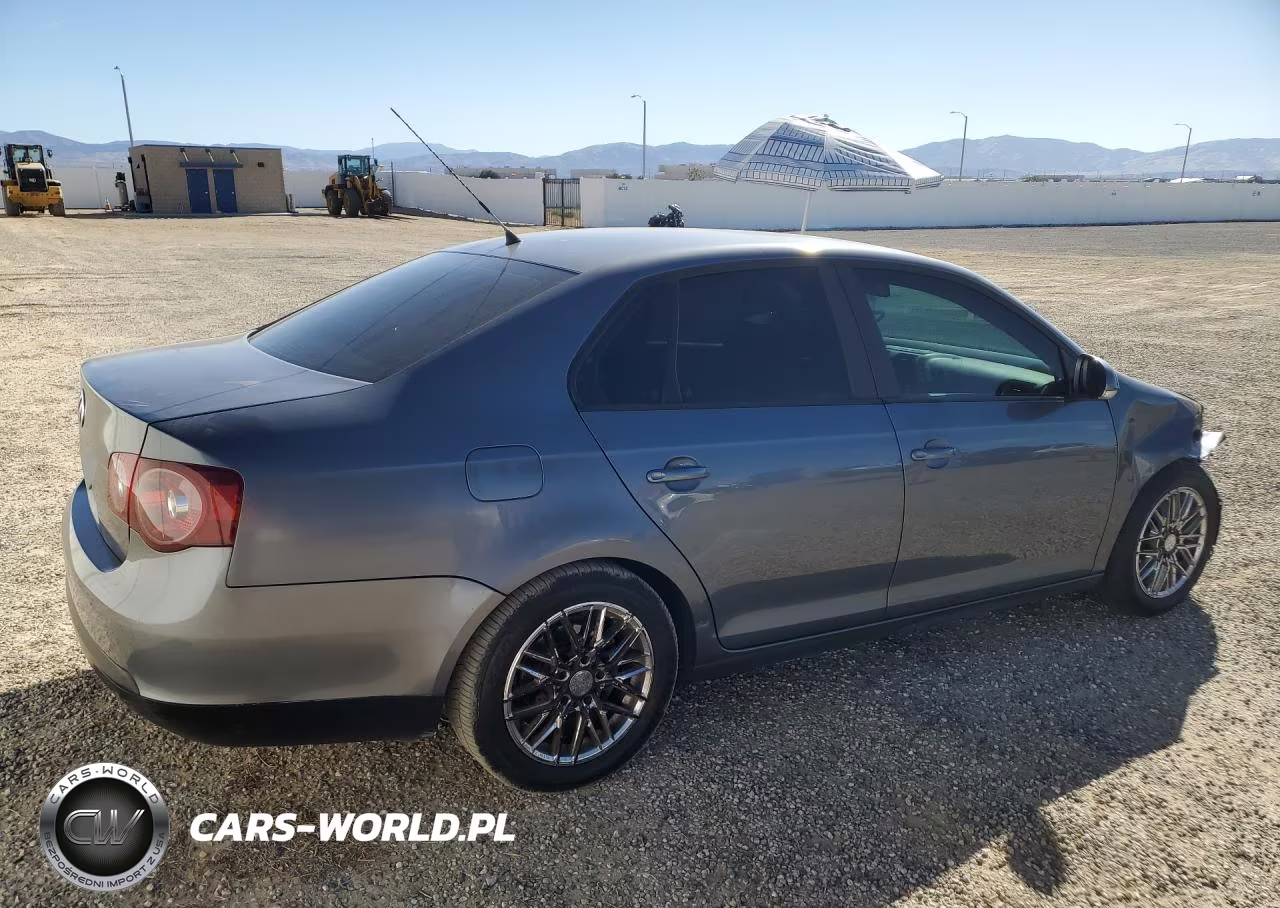 2008 Volkswagen Jetta S VIN:3VWJZ71K78M104204 - 3