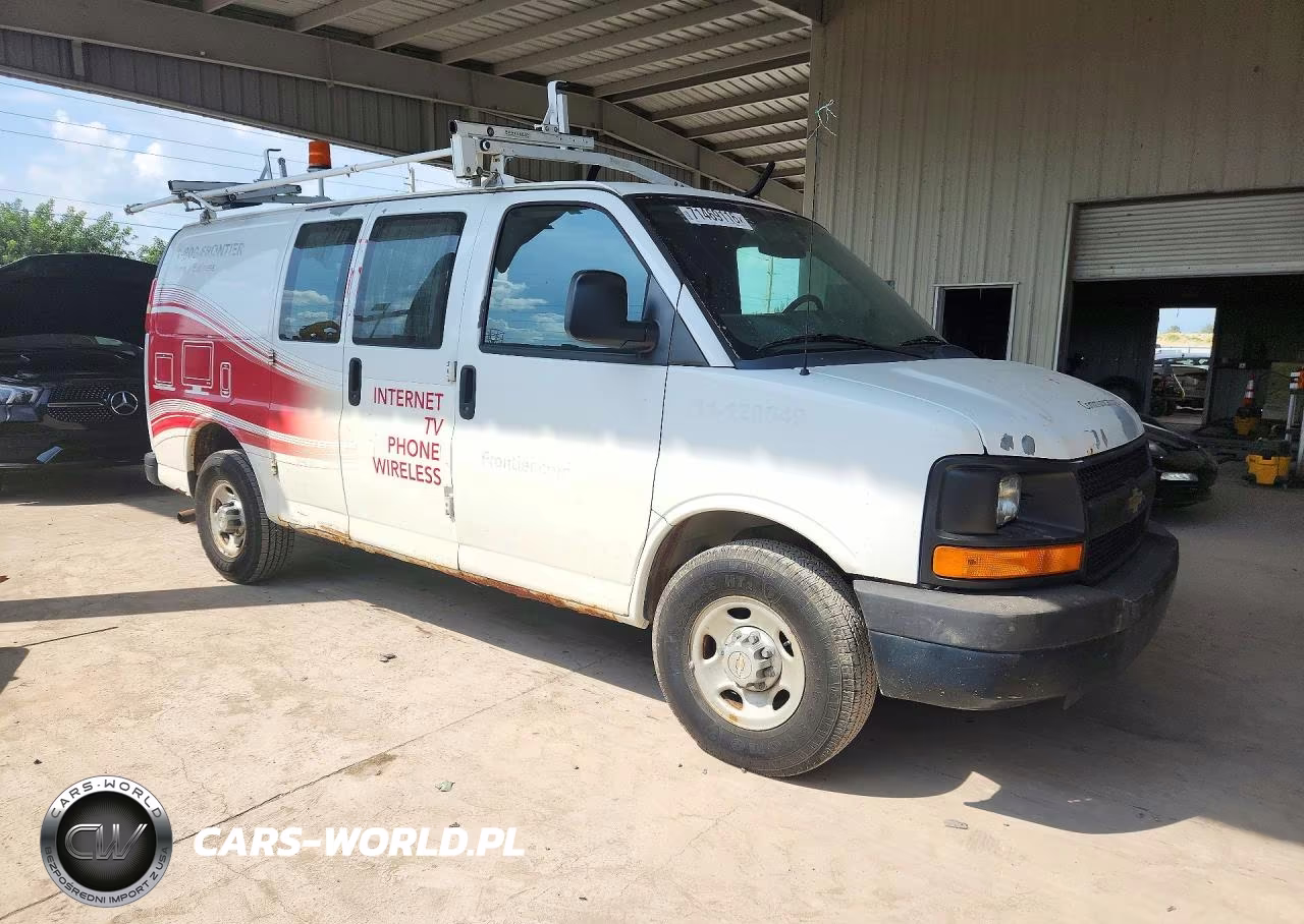 2012 Chevrolet Express 2500 Cargo Delivery Van VIN:1GCWGFCA7C1194943 - 4