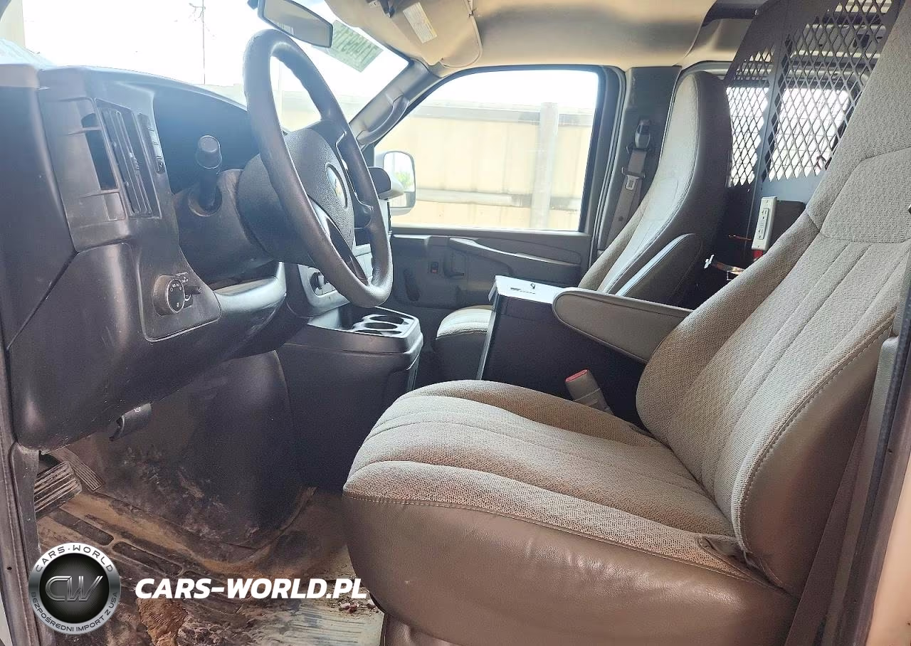 2012 Chevrolet Express 2500 Cargo Delivery Van VIN:1GCWGFCA7C1194943 - 7