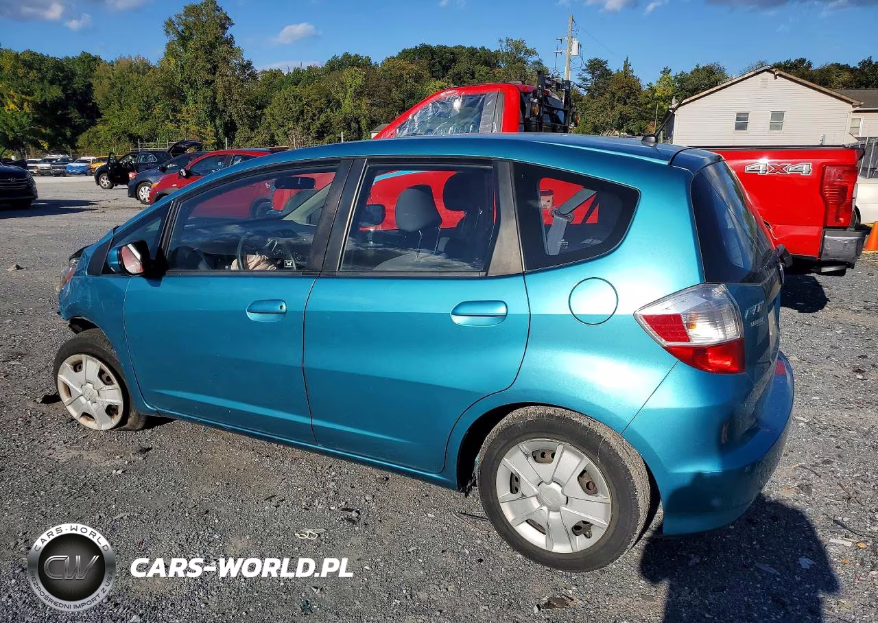 2013 Honda Fit VIN:JHMGE8H3XDC028307 - 2