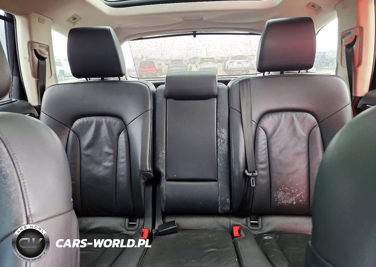 2015 Audi Q7 Premium Plus VIN:WA1LGAFE3FD003102 - 10