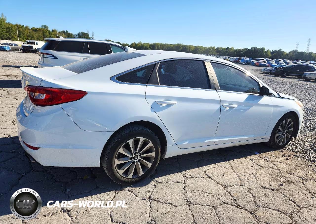 2015 Hyundai Sonata Se VIN:5NPE24AF0FH016561 - 3