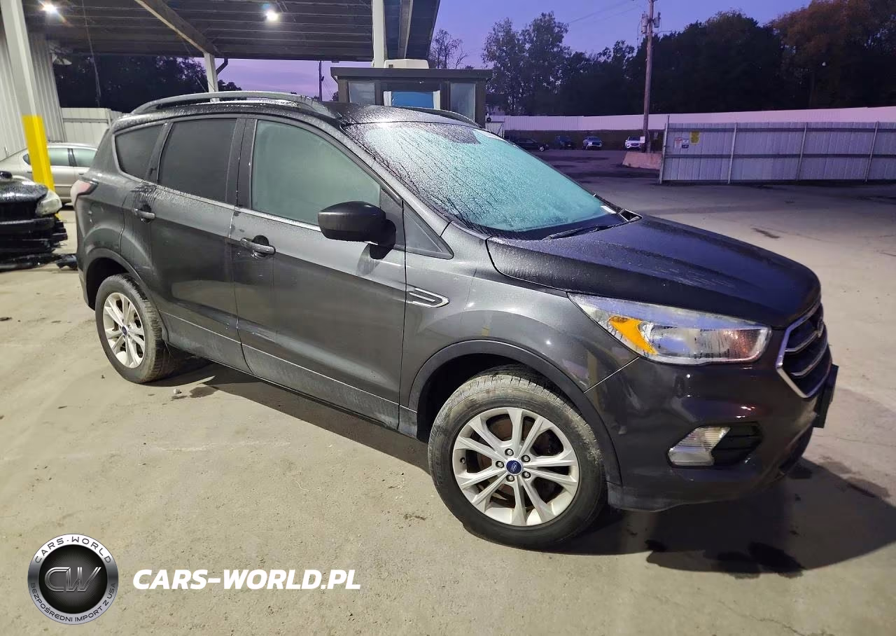 2018 Ford Escape Se VIN:1FMCU9GD4JUC77173 - 4