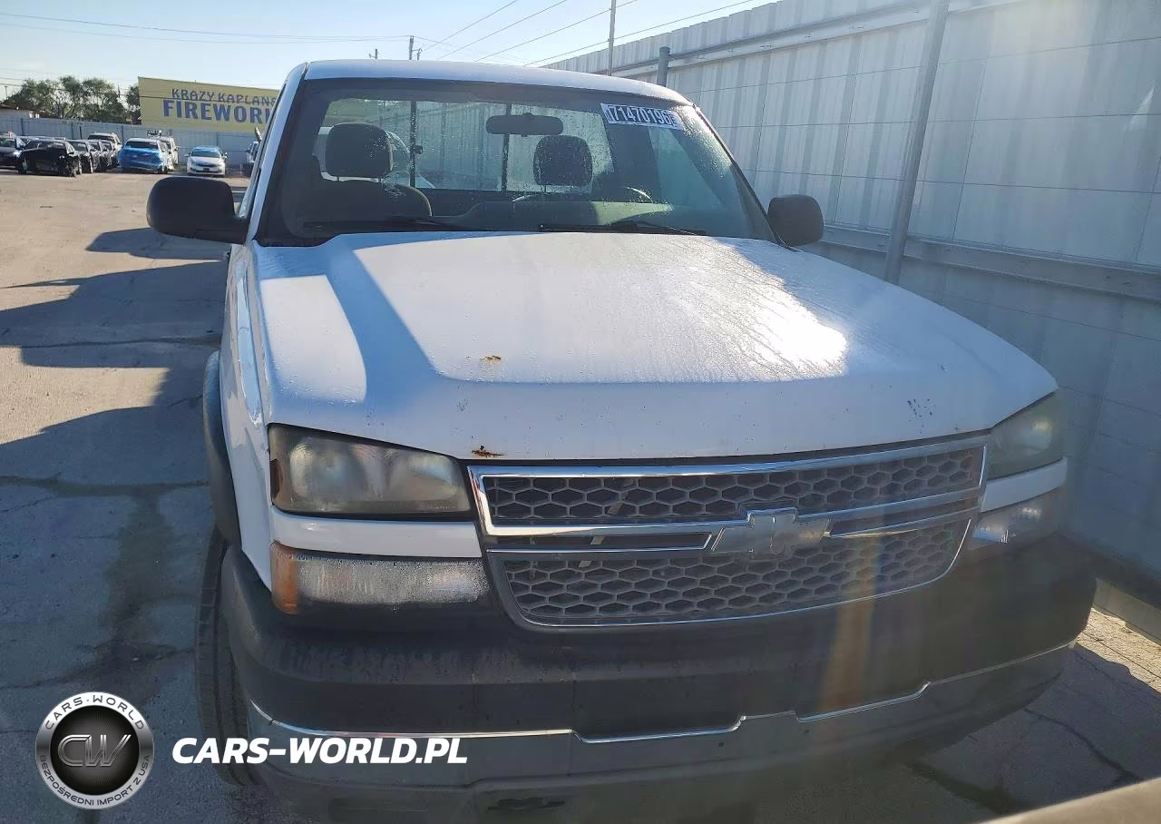 2005 Chevrolet Silverado C2500 Heavy Duty VIN:1GCHC24U15E321851 - 5