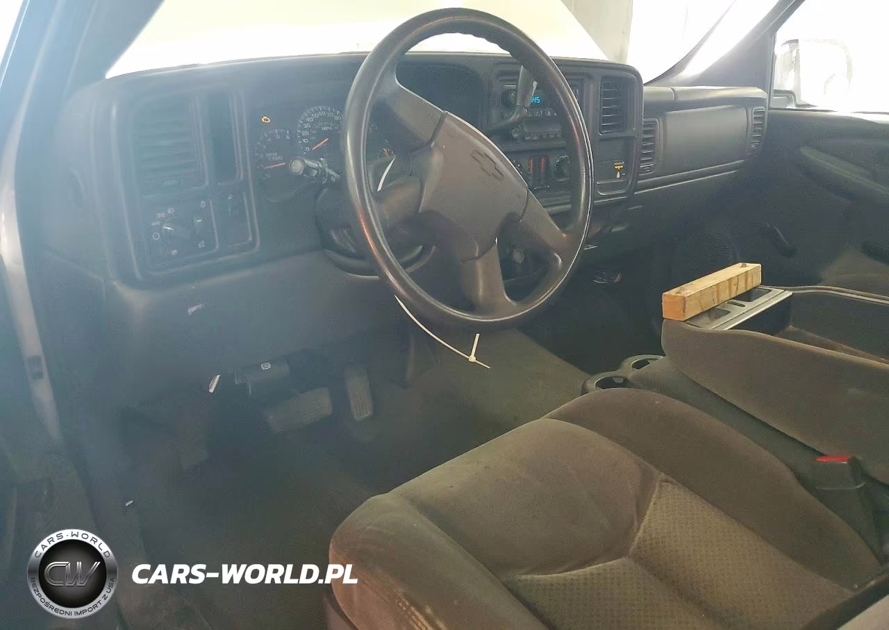 2005 Chevrolet Silverado C2500 Heavy Duty VIN:1GCHC24U15E321851 - 8