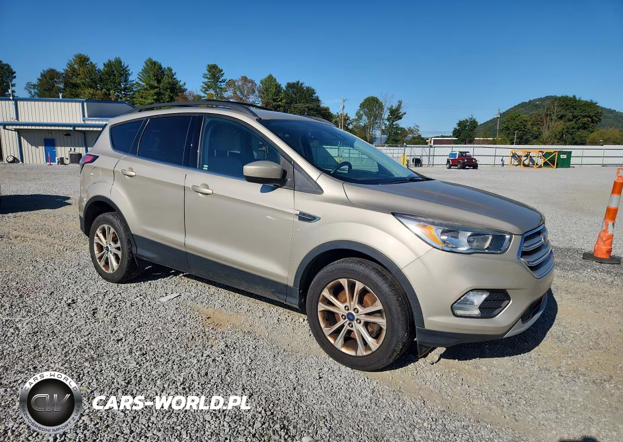 2018 Ford Escape Se VIN:1FMCU9GD3JUA94461 - 4