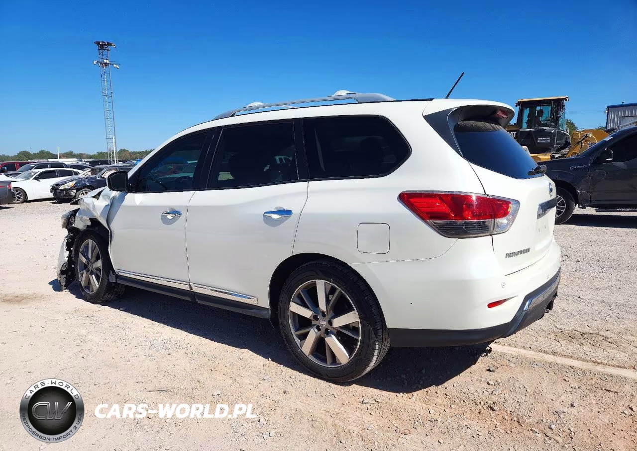 2016 Nissan Pathfinder Platinum VIN:5N1AR2MM9GC615105 - 2