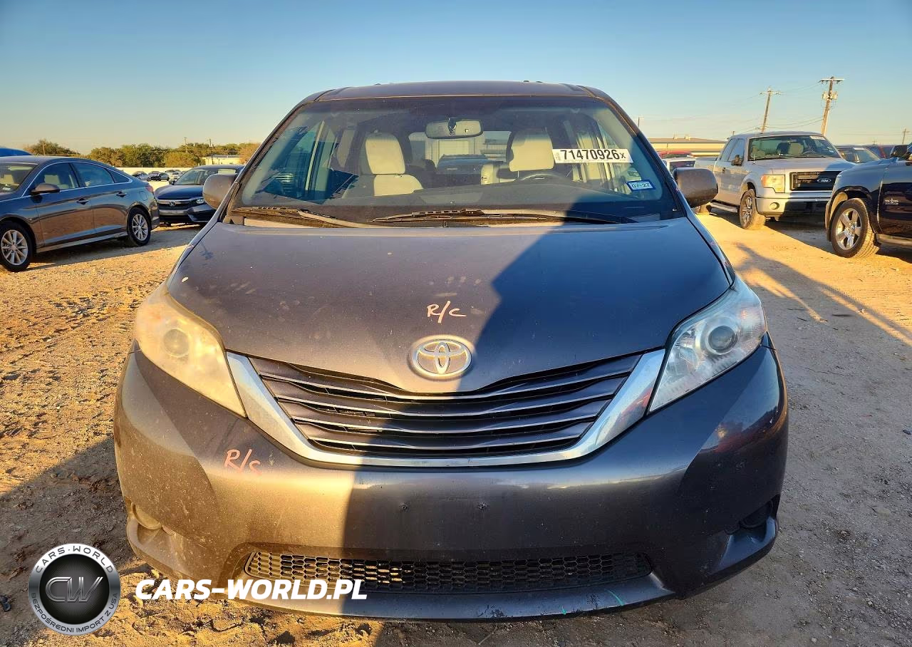 2016 Toyota Sienna Le VIN:5TDKK3DC1GS766366 - 5