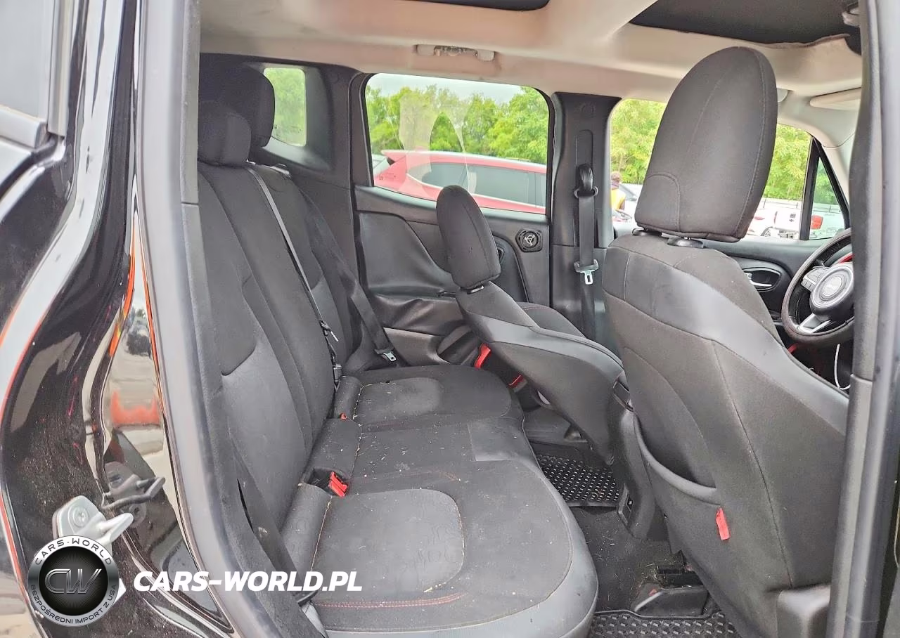2016 Jeep Renegade Trailhawk VIN:ZACCJBCTXGPC80493 - 10