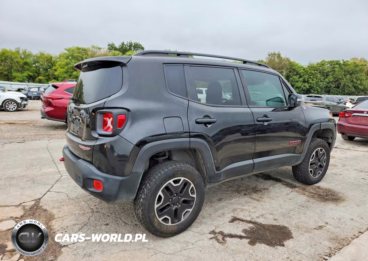 2016 Jeep Renegade Trailhawk VIN:ZACCJBCTXGPC80493 - 3