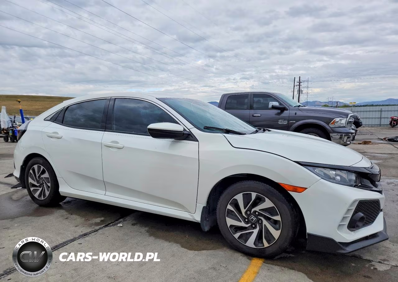 2019 Honda Civic 4D VIN:SHHFK7H36KU214733 - 4