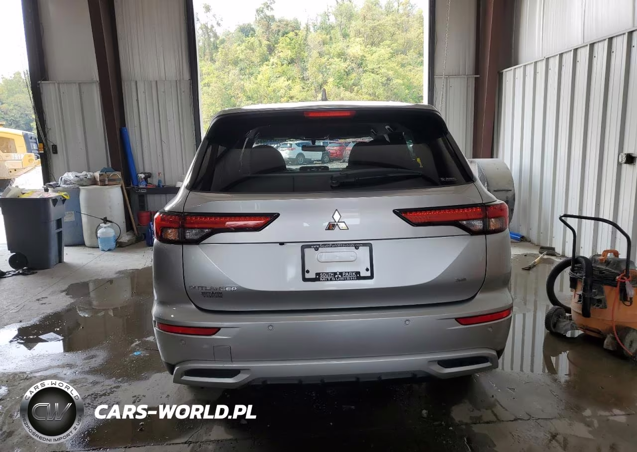 2023 Mitsubishi Outlander Se VIN:JA4J4UA85PZ018160 - 6