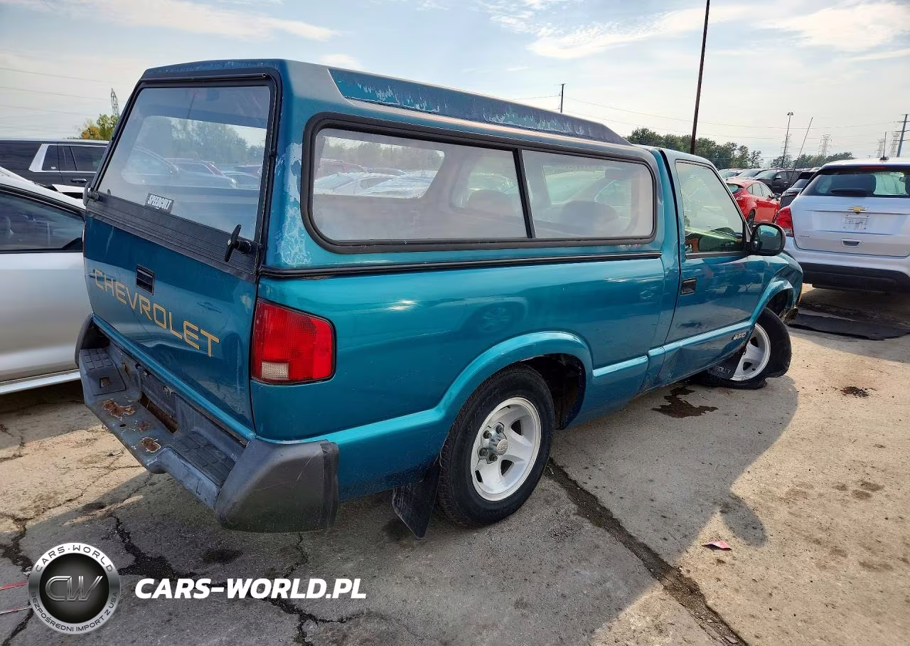 1996 Chevrolet S Truck S10 VIN:1GCCS14X4TK157530 - 3