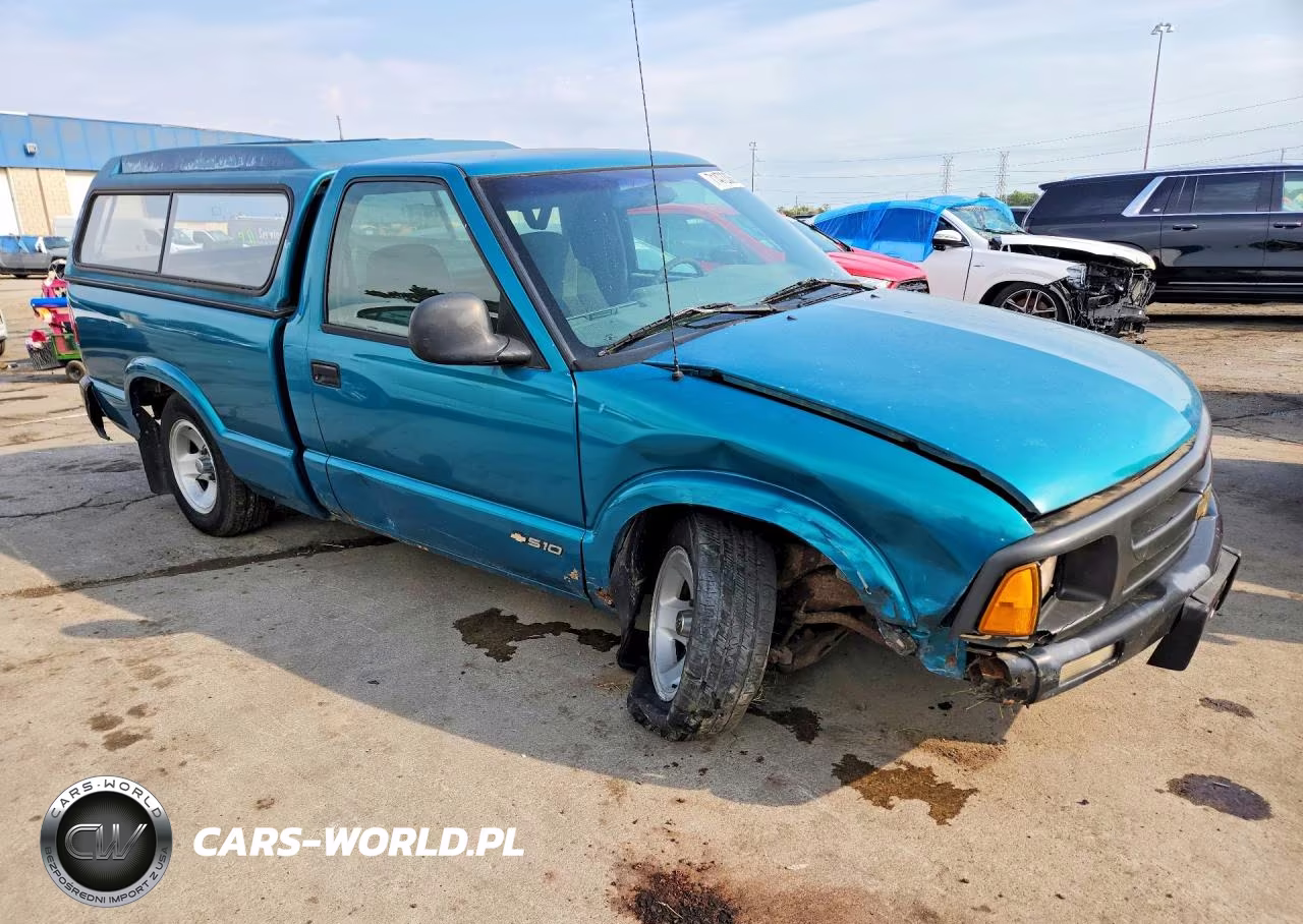 1996 Chevrolet S Truck S10 VIN:1GCCS14X4TK157530 - 4