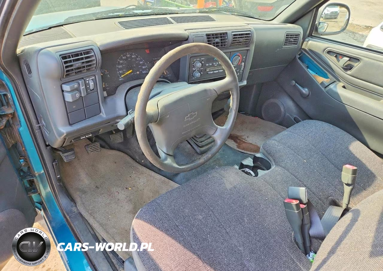 1996 Chevrolet S Truck S10 VIN:1GCCS14X4TK157530 - 8