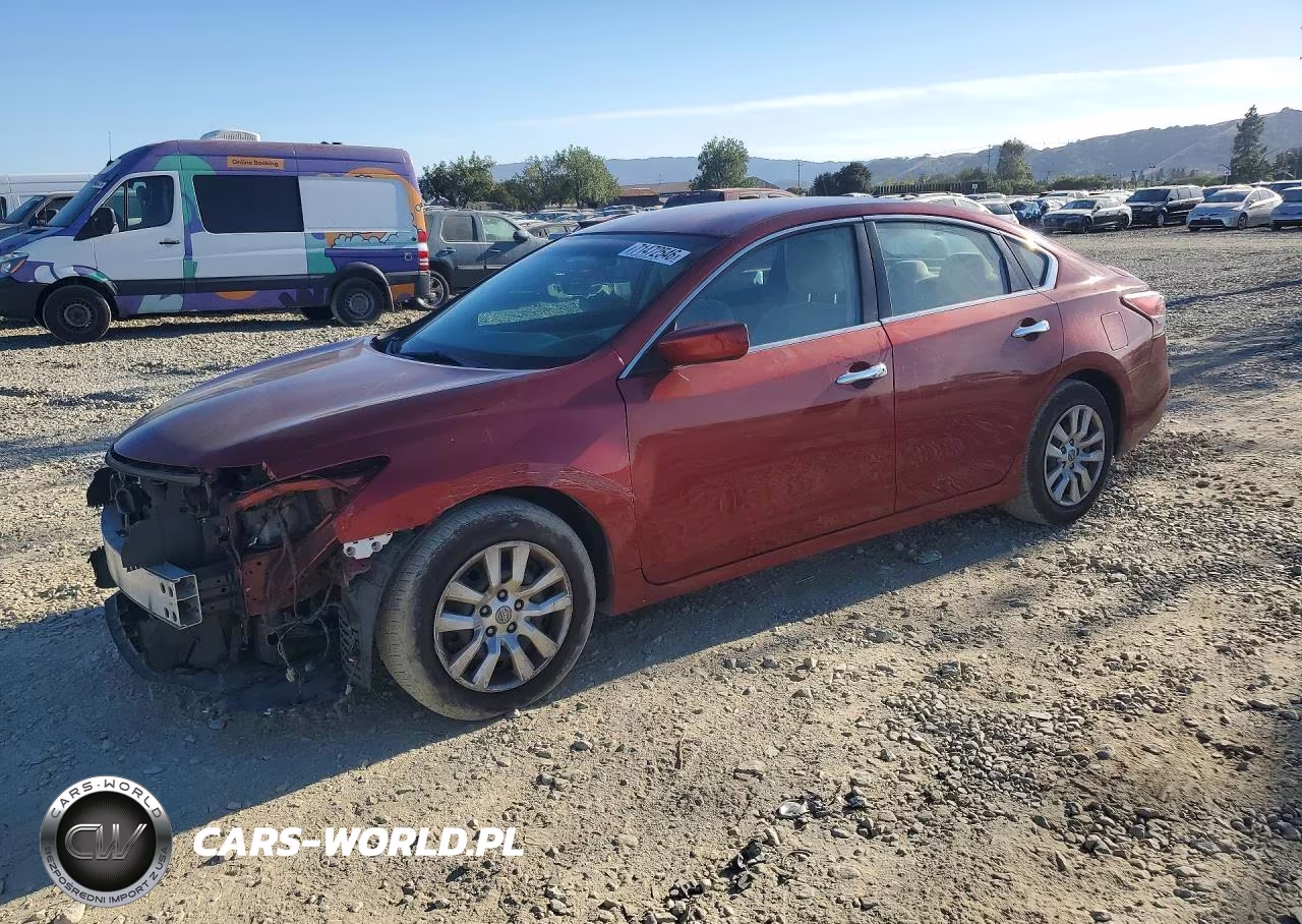 2015 Nissan Altima 2.5 S VIN:1N4AL3AP0FN335835 - 1