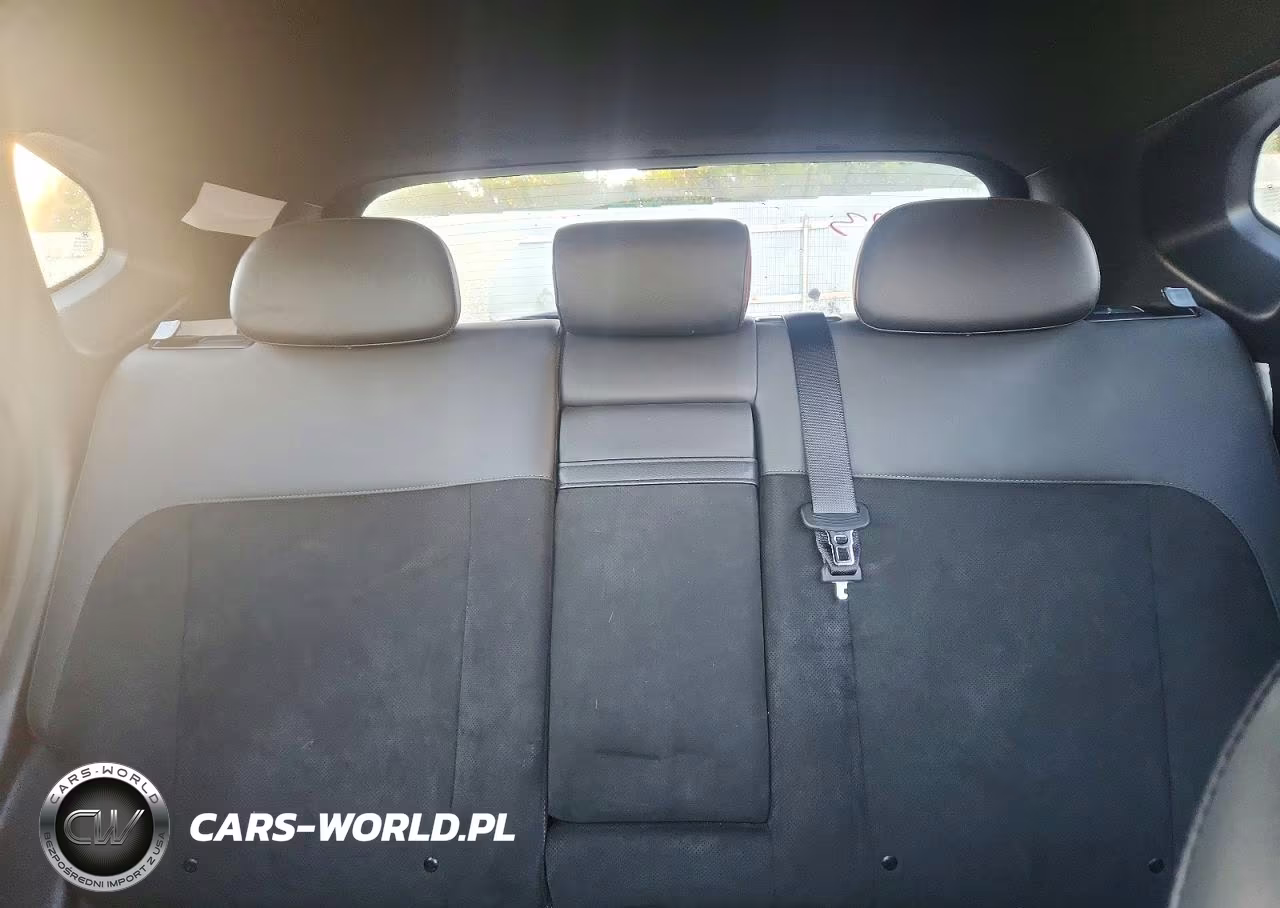 2025 Hyundai Kona N Line S VIN:KM8HBCA31SU233836 - 10