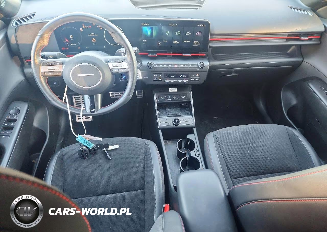 2025 Hyundai Kona N Line S VIN:KM8HBCA31SU233836 - 8