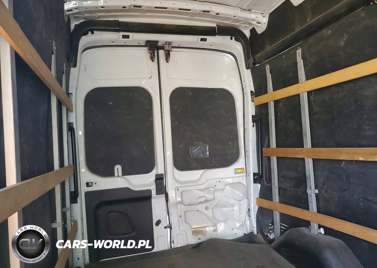 2022 Ford Transit 250 Delivery Van VIN:1FTBR1X80NKA23306 - 10