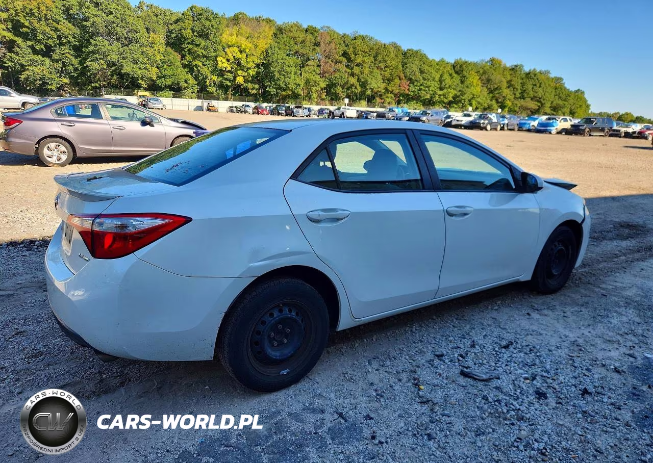 2016 Toyota Corolla Le Eco VIN:5YFBPRHE4GP374684 - 3