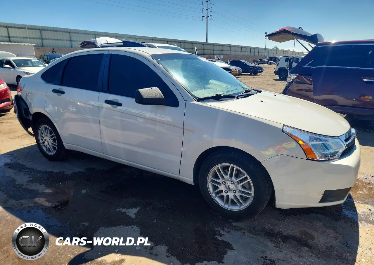 2010 Ford Focus S VIN:1FAHP3EN7AW153998 - 4