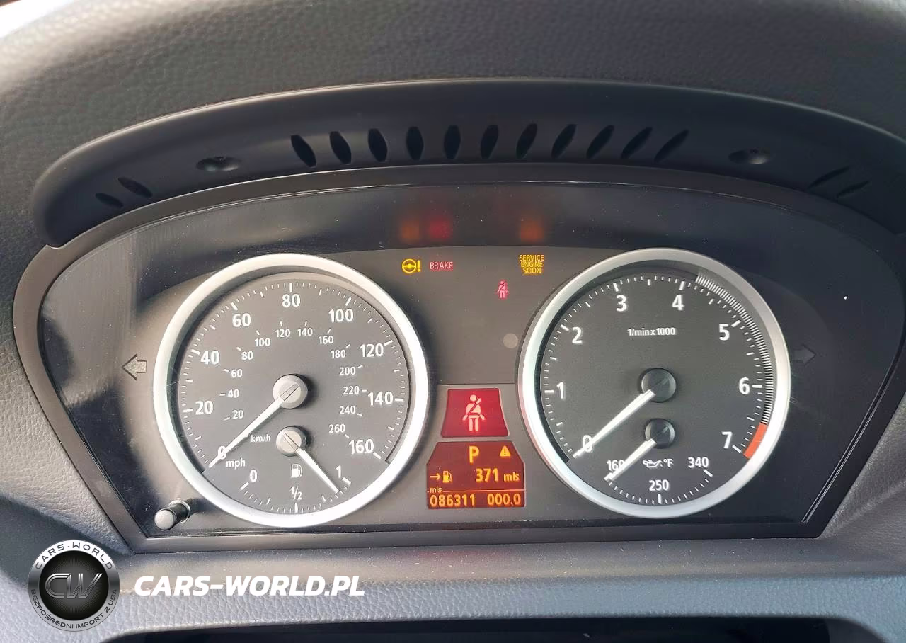 2005 BMW 645 Ci Automatic VIN:WBAEK73475B323719 - 9
