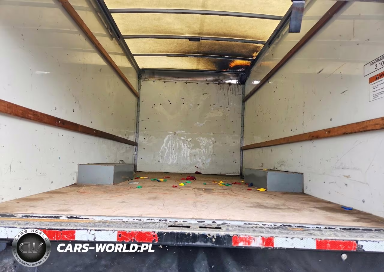 2022 GMC Savana Box Truck VIN:1GD07RFP7N1169658 - 10