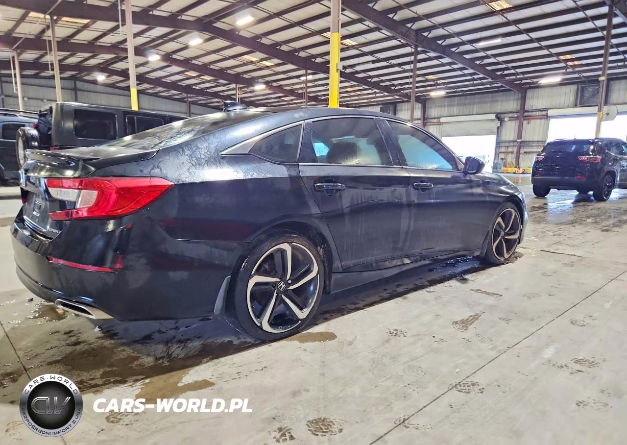 2018 Honda Accord Sport VIN:1HGCV1F39JA025644 - 3