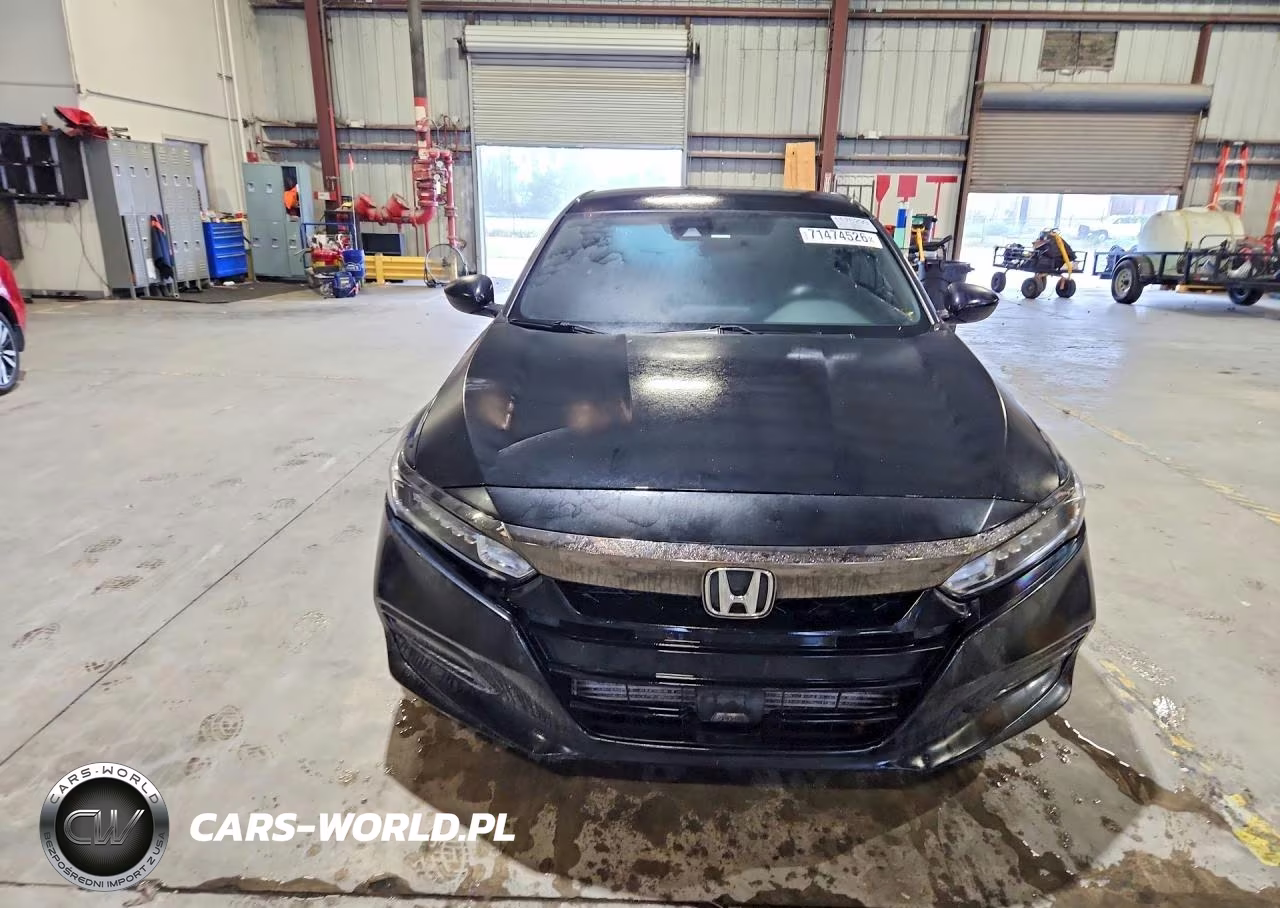 2018 Honda Accord Sport VIN:1HGCV1F39JA025644 - 5