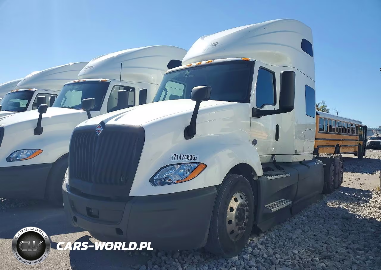 2022 International Lt625 Semi Truck