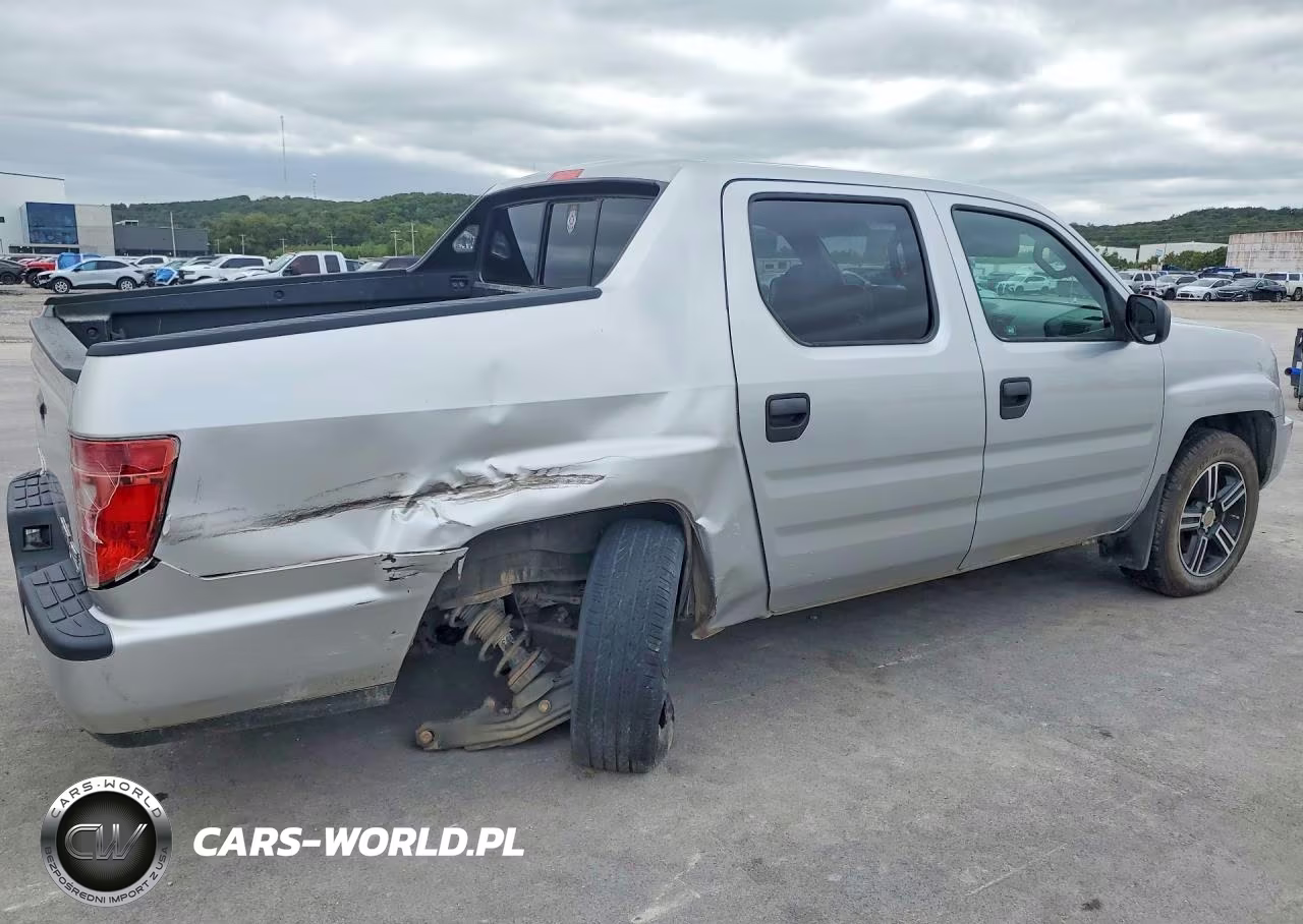 2012 Honda Ridgeline Sport VIN:5FPYK1F78CB451889 - 3