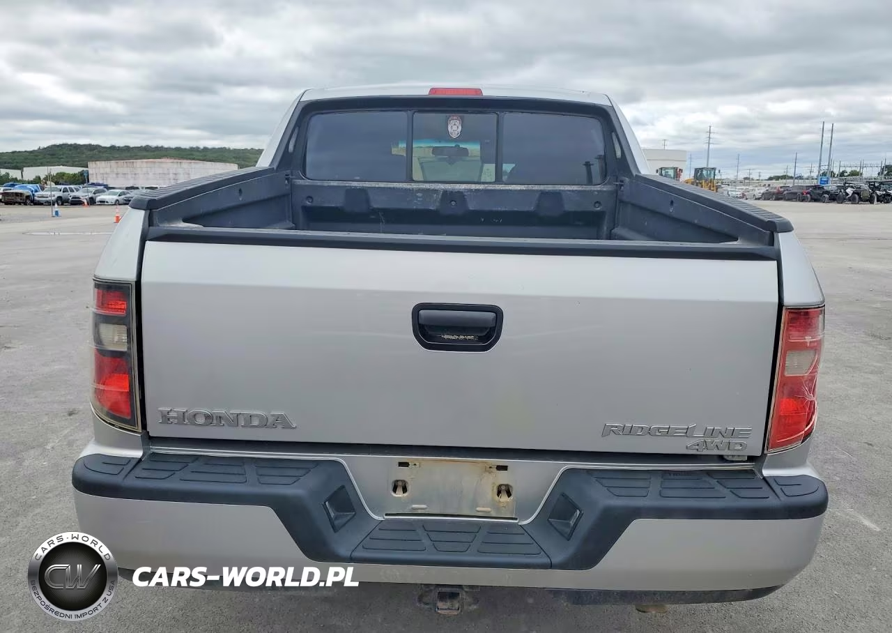 2012 Honda Ridgeline Sport VIN:5FPYK1F78CB451889 - 6