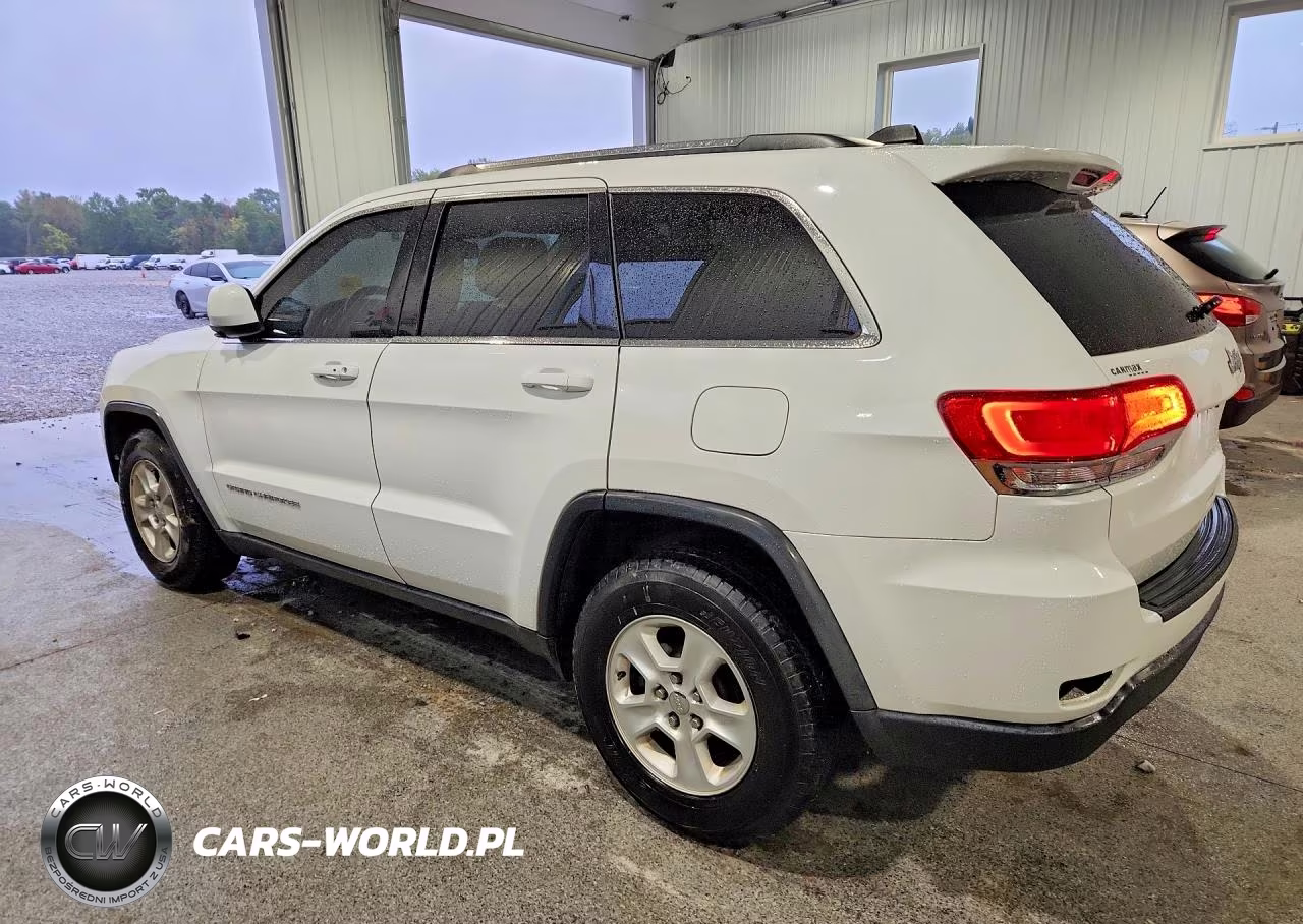 2016 Jeep Grand Cherokee Laredo VIN:1C4RJEAG0GC445747 - 2