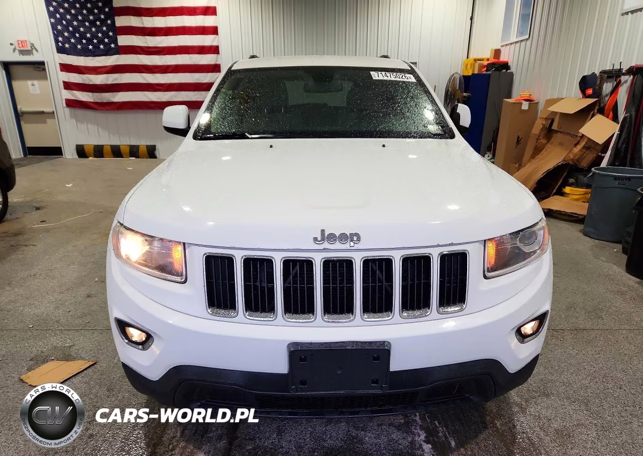 2016 Jeep Grand Cherokee Laredo VIN:1C4RJEAG0GC445747 - 5