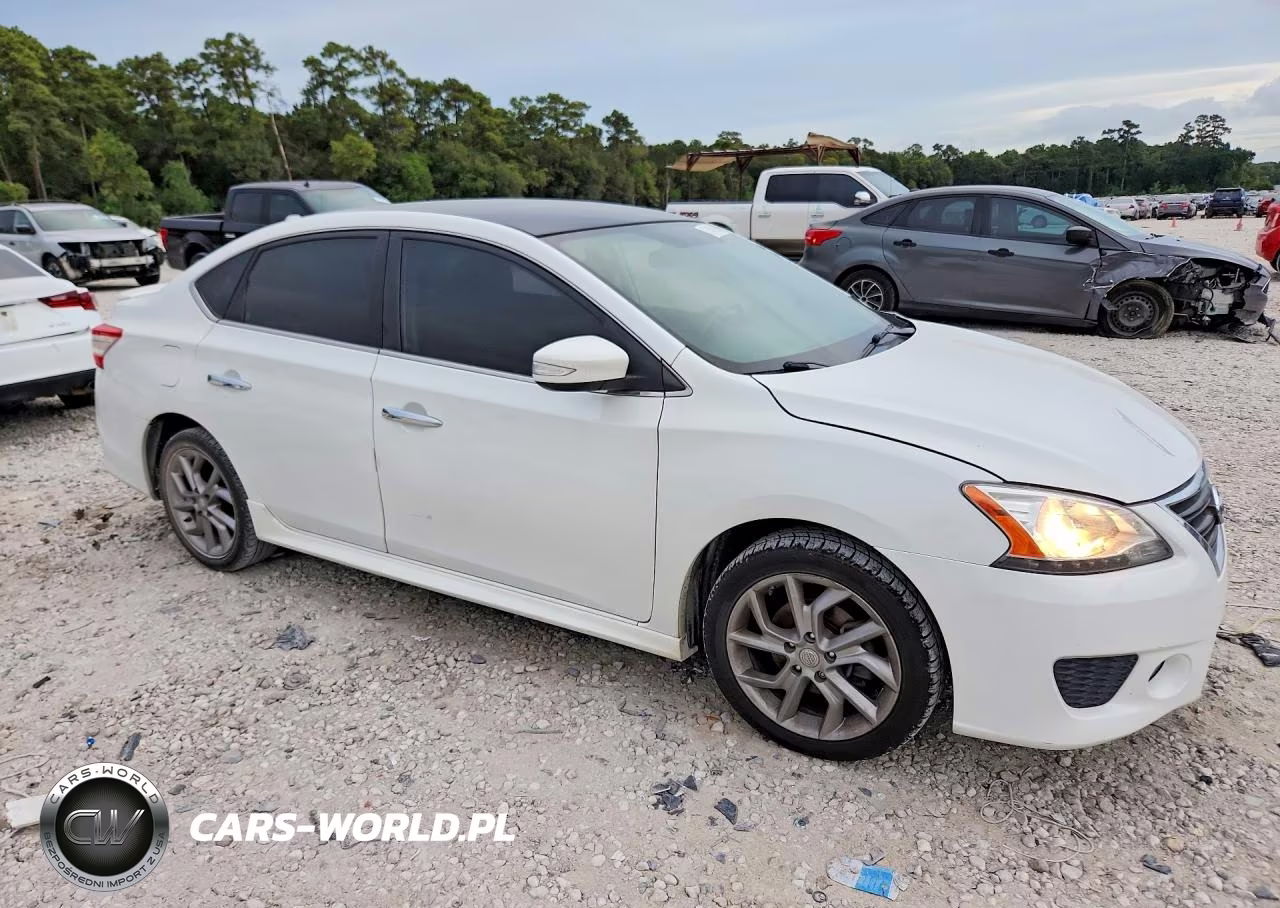 2015 Nissan Sentra Sr VIN:3N1AB7AP2FY292612 - 4