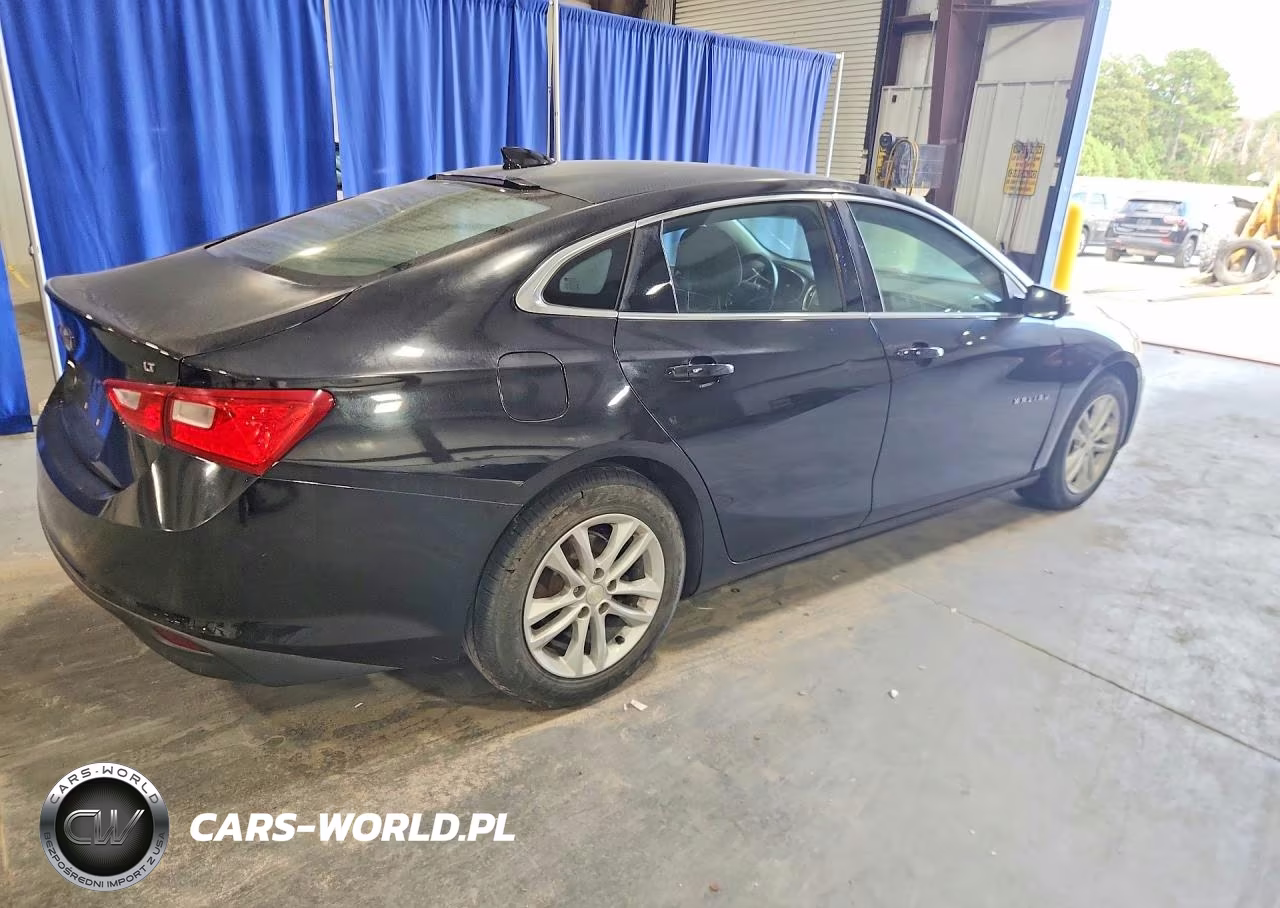 2016 Chevrolet Malibu Lt VIN:1G1ZE5ST1GF210085 - 3