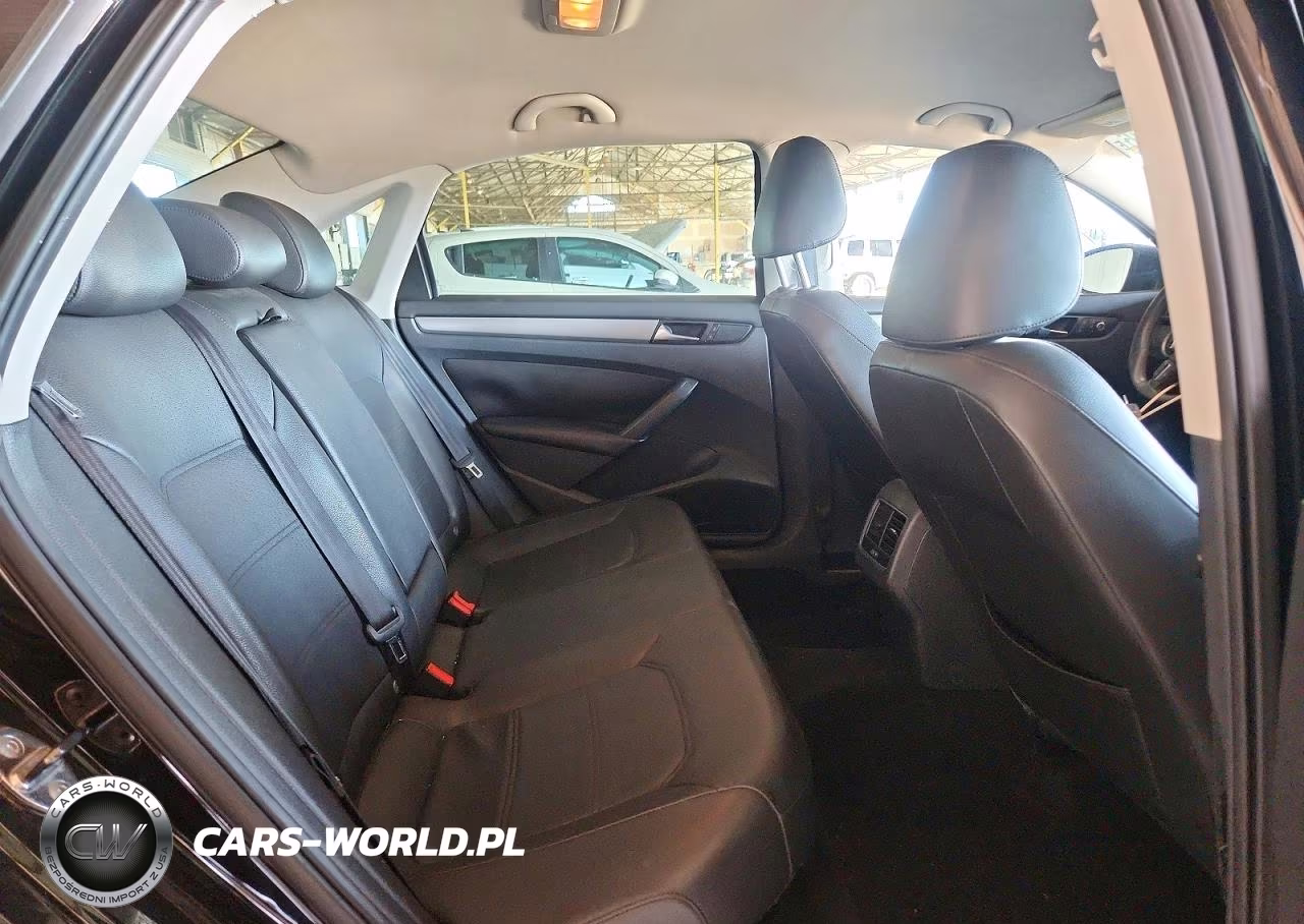 2014 Volkswagen Passat Se VIN:1VWBP7A30EC013422 - 10