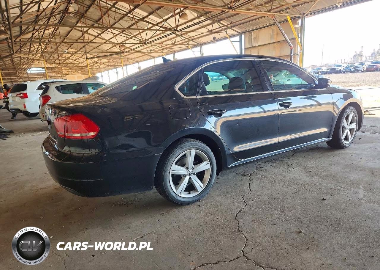 2014 Volkswagen Passat Se VIN:1VWBP7A30EC013422 - 3