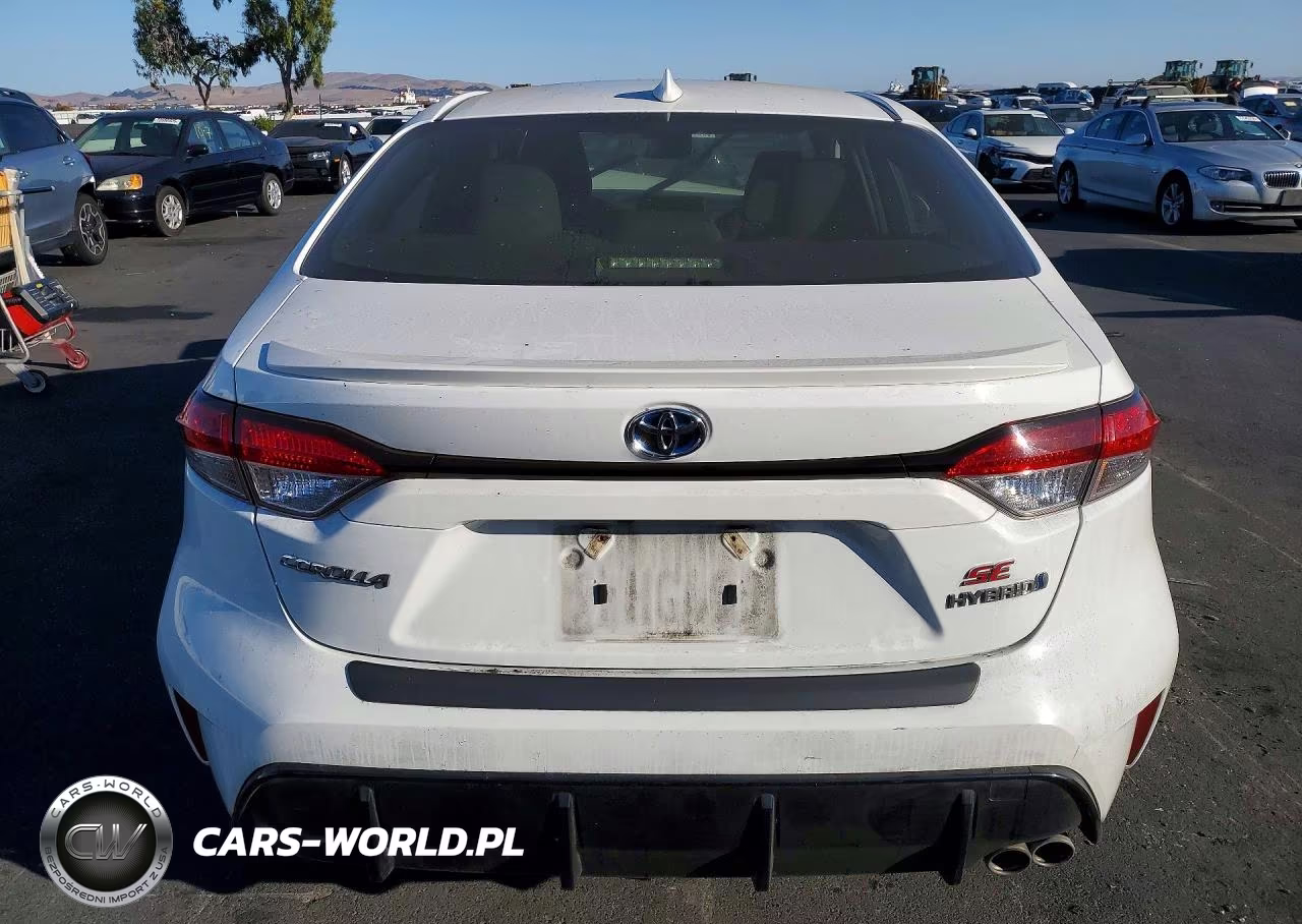 2024 Toyota Corolla Hybrid VIN:JTDBCMFE4R3043116 - 6