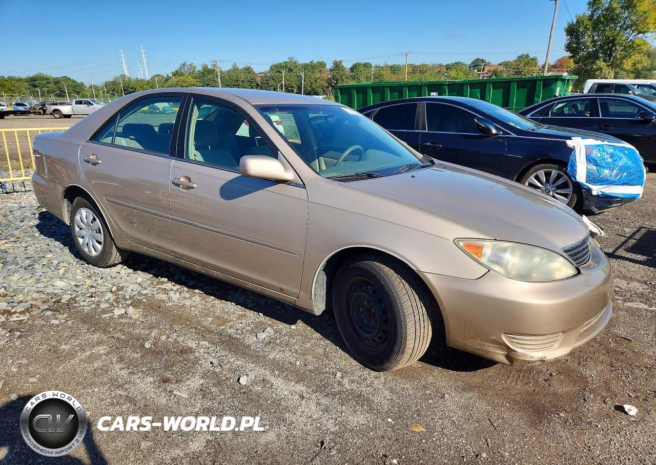 2005 Toyota Camry Le VIN:4T1BE30K55U968538 - 4