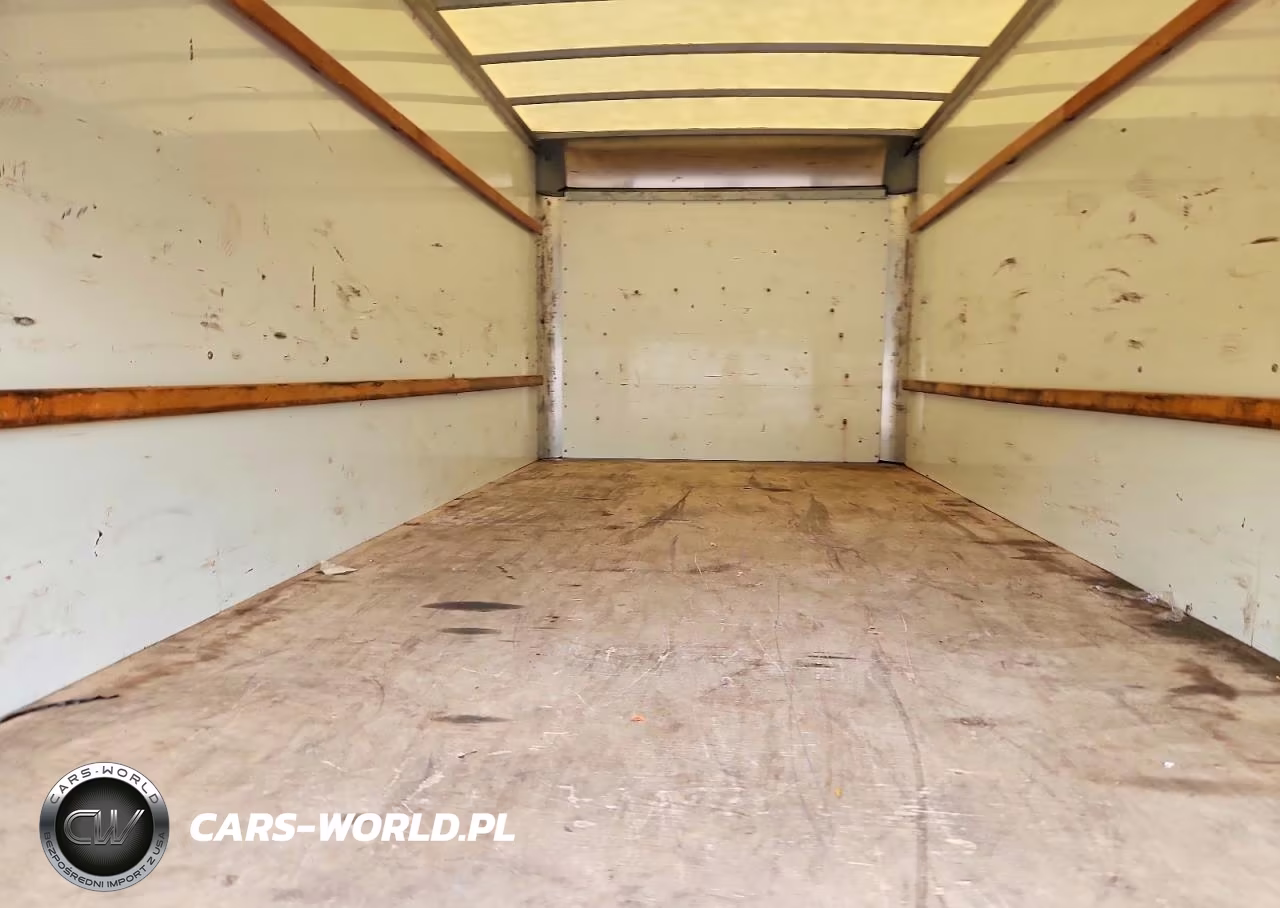 2022 GMC Savana Box Truck VIN:7GZ37TC74NN004147 - 10