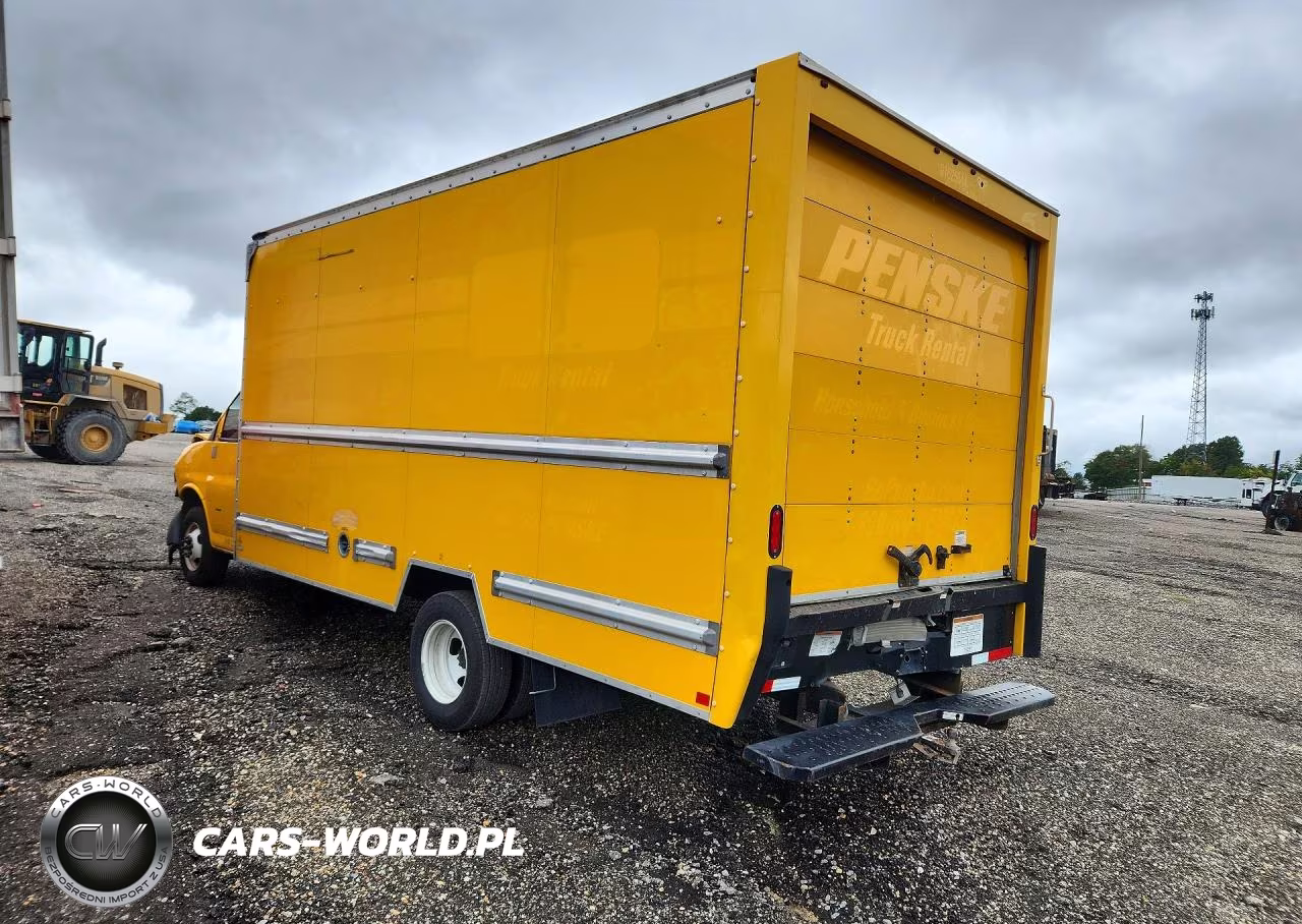 2022 GMC Savana Box Truck VIN:7GZ37TC74NN004147 - 2